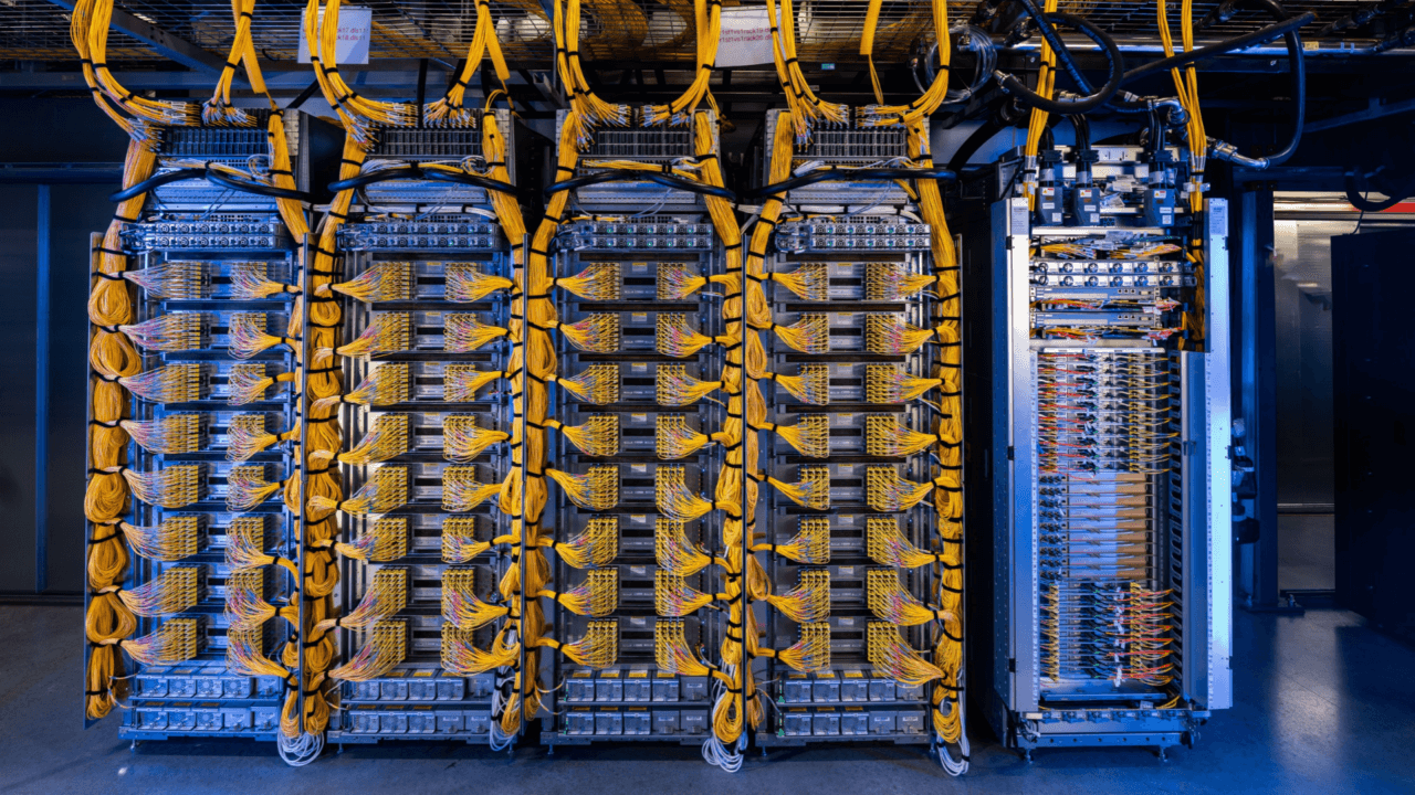 Illustrative NVIDIA-supplied computing-rack photograph from its October 21 Google Cloud article; not a photograph of Oracle’s announced deployment.